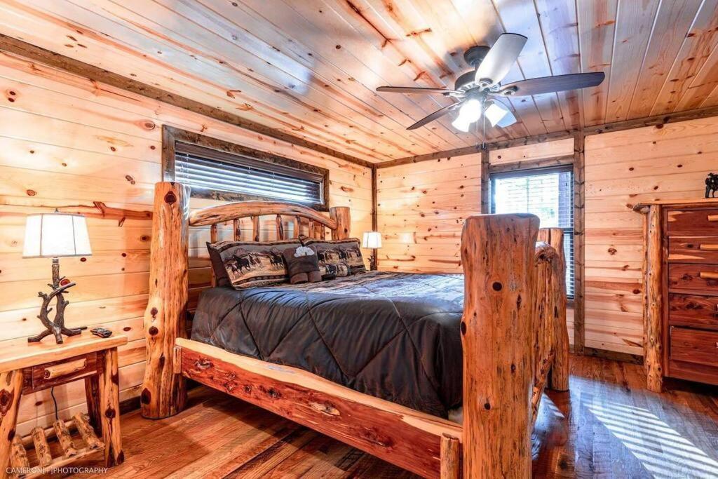 Iron Horse Lodge Sleeps 18, Games, Fire Pit, Hot Tub, Ev, More Broken Bow Luaran gambar