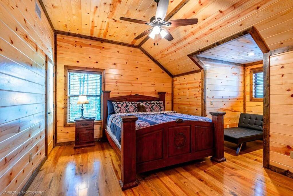 Iron Horse Lodge Sleeps 18, Games, Fire Pit, Hot Tub, Ev, More Broken Bow Luaran gambar