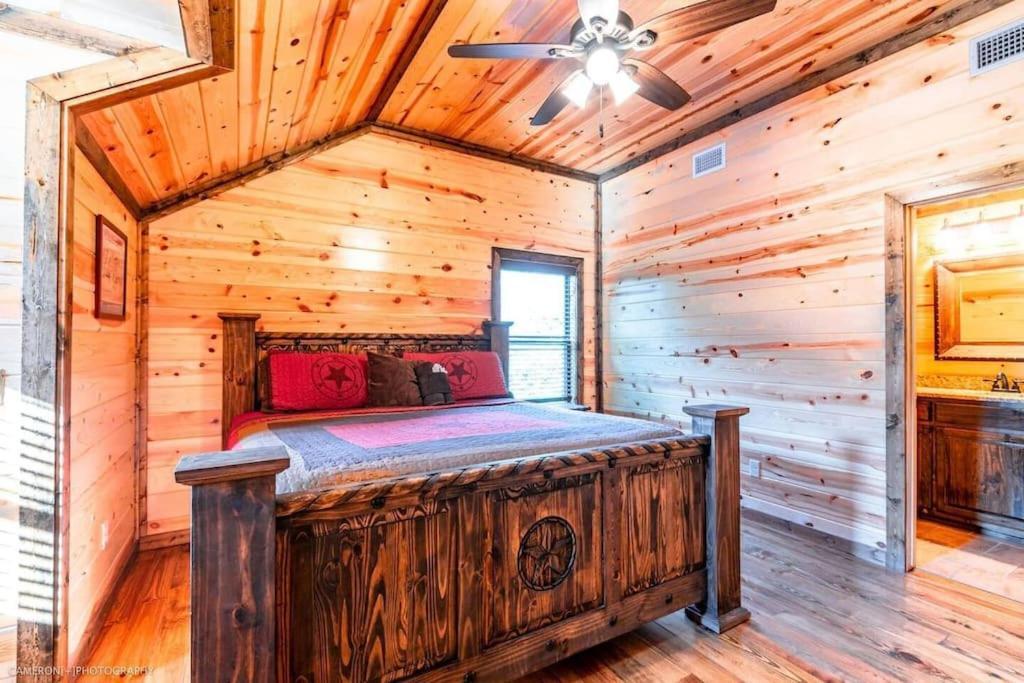 Iron Horse Lodge Sleeps 18, Games, Fire Pit, Hot Tub, Ev, More Broken Bow Luaran gambar