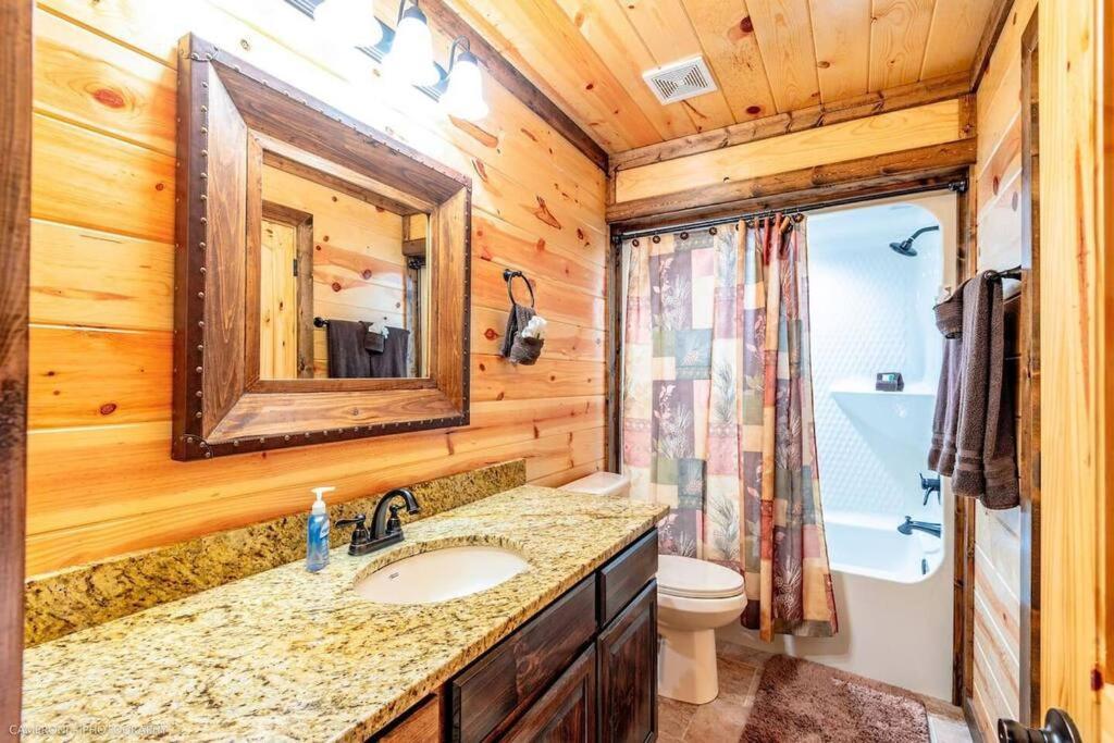 Iron Horse Lodge Sleeps 18, Games, Fire Pit, Hot Tub, Ev, More Broken Bow Luaran gambar