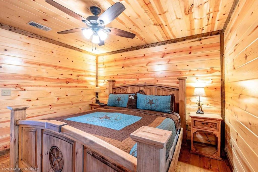 Iron Horse Lodge Sleeps 18, Games, Fire Pit, Hot Tub, Ev, More Broken Bow Luaran gambar