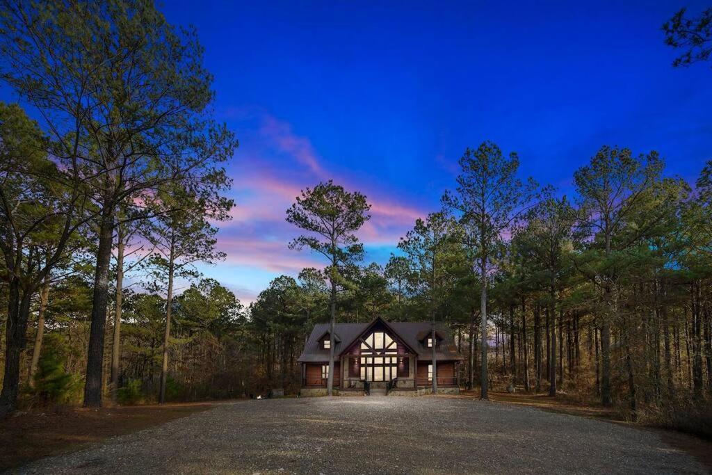 Iron Horse Lodge Sleeps 18, Games, Fire Pit, Hot Tub, Ev, More Broken Bow Luaran gambar
