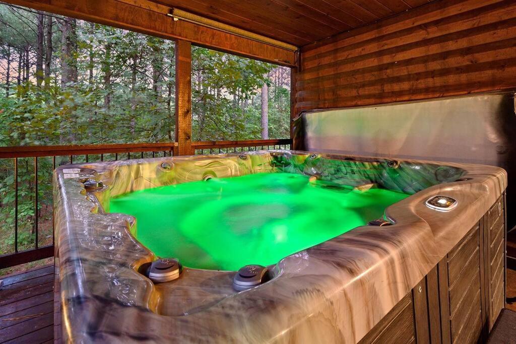 Iron Horse Lodge Sleeps 18, Games, Fire Pit, Hot Tub, Ev, More Broken Bow Luaran gambar
